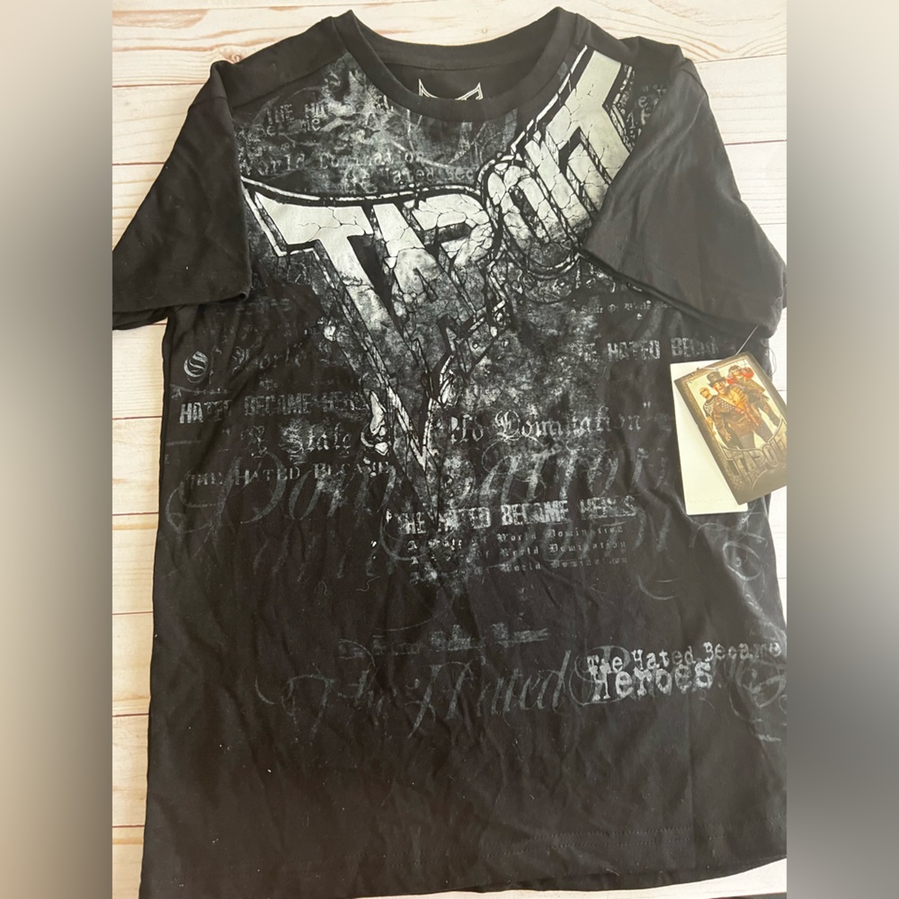 NWT Tapout Tshirt S 8/10